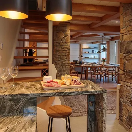 Lejlighed Miremont - Year